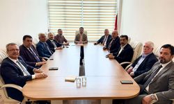 Osmaniye'de AK Partili Başkanlar Neden Bir Araya Geldi?