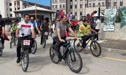 Kadirli’de Yüzlerce Kişi Aynı Anda Pedala Bastı
