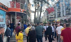 Osmaniye'de Yayla Sakinlerinden AK Parti Önünde Yıkım Protestosu