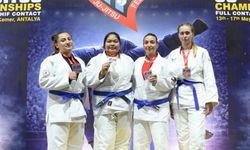 Osmaniyeli Anne-Kız Dünya Dereceli Şampiyon Oldu