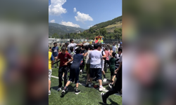 Osmaniye'de Çocukları Serinleten Eğlence