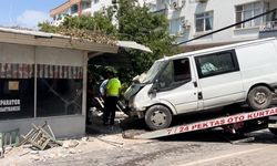 Osmaniye'de Kaza Sonrası Kontrolden Çıkan Minibüs Kıraathaneye Daldı! Ölü ve Yaralılar Var!