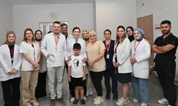 Osmaniye'de 7 Yaşındaki Harun 1 Yıl Sonra Anne ve Babasının Sesini Duydu!