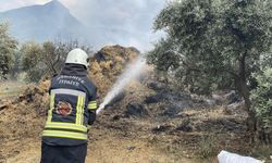 Osmaniye'de Korkutan Yangın! Mahallenin Çocukları Yaktı, Bin 200 Balya Kül Oldu