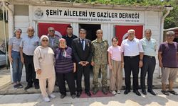 Piyade Komando Albay Hüseyin Yılmaz'dan Şehit Aileleri ve Gaziler Derneği'ne Veda Ziyareti