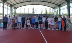 ANALİG'de Osmaniye Heyecanı! Genç Tenisçiler Kahramanmaraş Yolunda