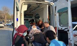 Girne açıklarındaki feribot kazasının ardından Taşucu Limanında endişeli bekleyiş