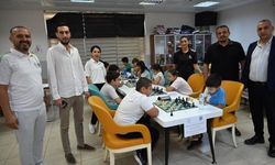 Kadirli’de Zafer Bayramı’na Özel Satranç Turnuvası Düzenlendi