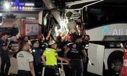 Adana Turhan Cemal Beriker Bulvarında Otobüs Kazası Oldu