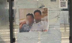 Durakta fotoğrafı gören vatandaşlar bu ilginç duruma nasıl tepki gösterdi