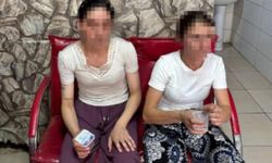 Ev sahipleri ve mahalle sakinleri hırsızları kaçarken takip etti