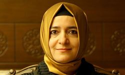 Fatma Betül Sayan Kaya kimdir? Borsa iddialarıyla gündeme gelen Eski Bakan Fatma Betül Sayan Kaya ve Eşi İlyas Kaya ne iş yapıyor?