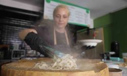 Hatay'da depremin ardından iş yeri yıkılan kadın hayatını nasıl yeniden kurdu