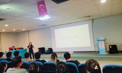 Kadirli Devlet Hastanesi’nde Yeni Hekimlere Oryantasyon Eğitimi