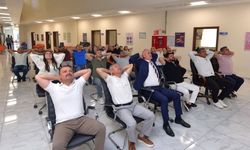 Osmaniye'de Masadan Kalkmadan Egzersiz Yaptılar