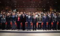 Mimarlar Adana'da buluştu: 'Bir şehri değiştirmek için önce onu hayal etmek gerekir'