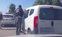 Adana Ova Mahallesinde Narkotik Polisleri Torbacı Aracını Nasıl Durdurdu
