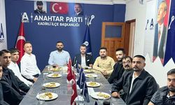 Anahtar Parti Osmaniye İl Gençlik Kolları Kadirli’de Gençlerle Buluştu