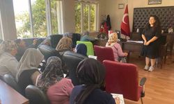 Ceyhan’da Ailelere "Aile İçi İletişim" Semineri