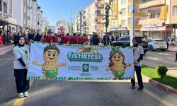Osmaniye’de 3. Fıstıkfest Coşkusu Renkli Kortej Yürüyüşüyle Başladı
