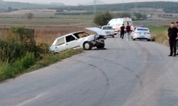 Osmaniye'de Kontrolden Çıkan Otomobil Su Tahliye Kanalına Düştü