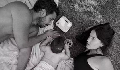 Pınar Deniz’den Aile Pozu: Oğlu Fikret Hakan’la Mutlu Kareler