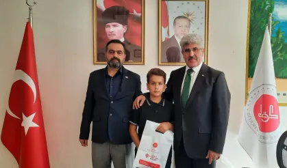 Bahçeli Genç Hafız Ahmed Mete Soylu’dan Gururlandıran Başarı