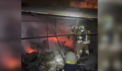 Kahramanmaraş’ta Sanayi Sitesindeki İş Yerinde Yangın Paniği