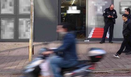 Market Çalışanları Onu Durdurmak İstedi: Kan Donduran Anlar!