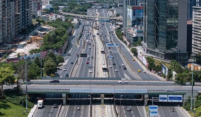 Anlamı ortaya çıktı: İşte şaşırtan yeni trafik işareti