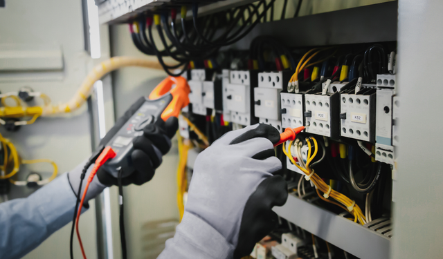 Milyonlarca Aboneyi İlgilendiriyor: Elektrikte Devlet Desteği Sınırı Aşağı Çekildi