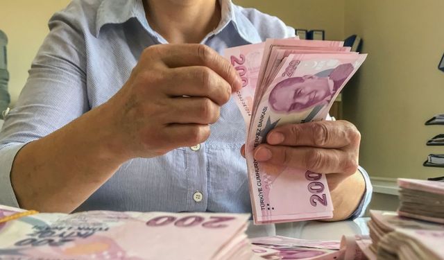 Milyonlarca emeklinin maaşına kesinti mi geliyor
