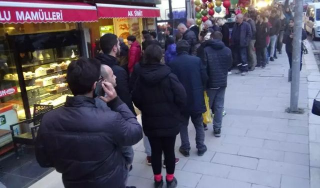 Osmaniye Fırınlarında Kuyruk Var: Herkes Bu Ekmeği Alıyor!