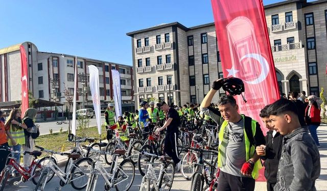 Kadirli, Bisiklet Turuyla Farkındalık Yarattı