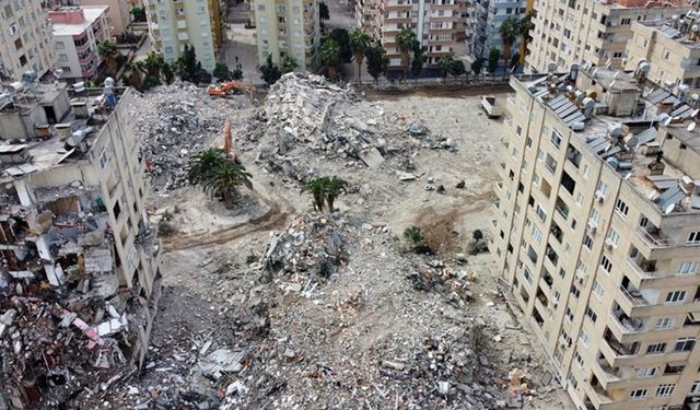 Baba Vanga'nın 2026 kehanetleri ortaya çıktı: Büyük depremler yılı olacak