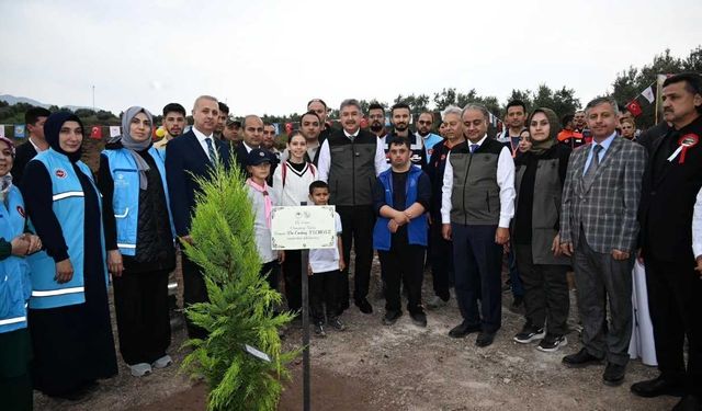 Osmaniye’de Rekor: 143 Bin Fidan Toprakla Buluştu