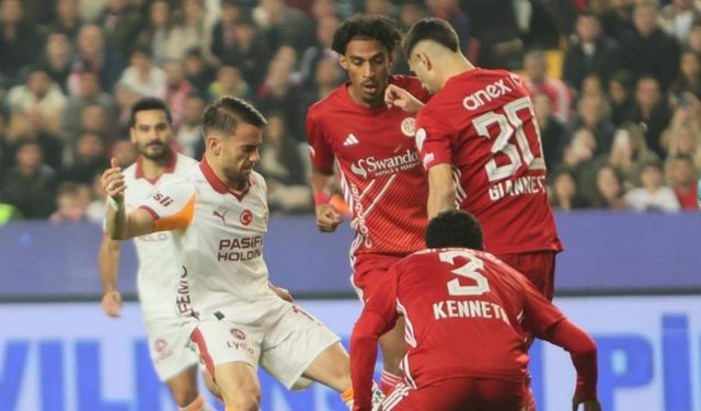 Galatasaray’dan Antalya’da Fırtına: İlk Yarı 2-0