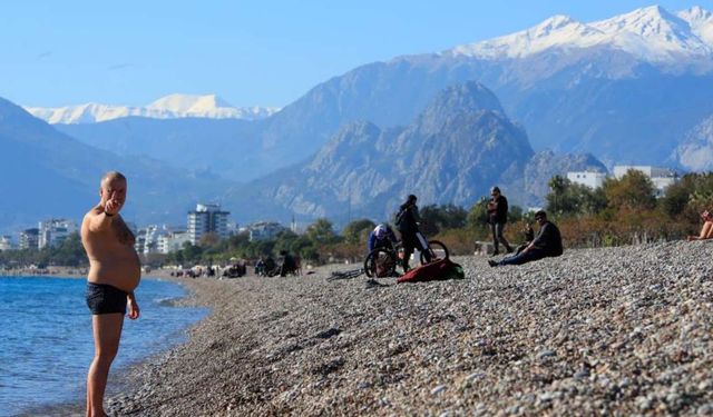 Görenler Gözlerine İnanamadı: Türkiye’nin Bir Ucunda Kar, Diğer Ucunda Bu Görüntü!