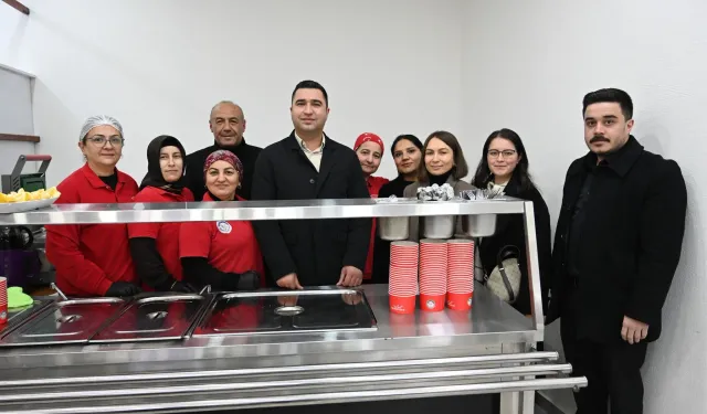 Kadirli Belediyesi’nden Güne Sıcak Başlangıç: Kent Lokantası’nda Ücretsiz Çorba İkramı