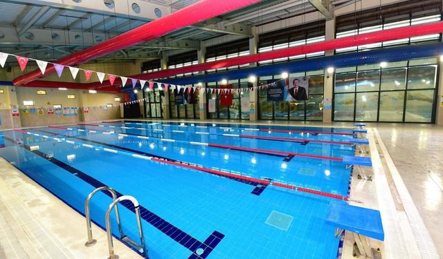 Kadirli Yarı Olimpik Yüzme Havuzu Yeniden Hizmete Açıldı