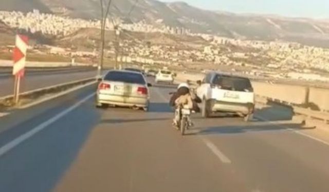 Kahramanmaraş’ta Motosiklet Sürücüsünden Tehlikeli Yolculuk
