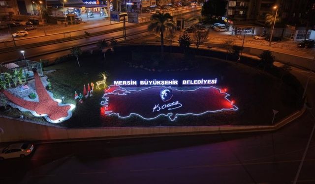 Mersin Büyükşehir Belediyesi kenti yeni yıl ışıklarıyla donattı