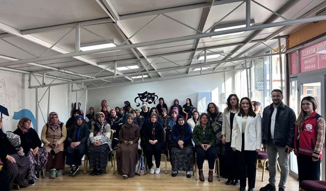 Osmaniye Barosu ve SHM İşbirliğiyle Kadirli ADEM Personeline İnsan Hakları Eğitimi