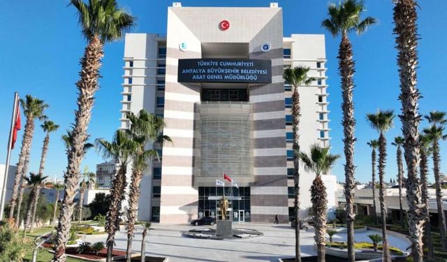 Sokakta Görürseniz Şaşırmayın: Antalya'da Yılbaşı Önlemleri Üst Seviyede