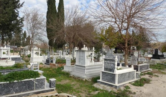 Acılı Evladın İsyanı: "Babamın Mezarına Madde Saklamışlar!"