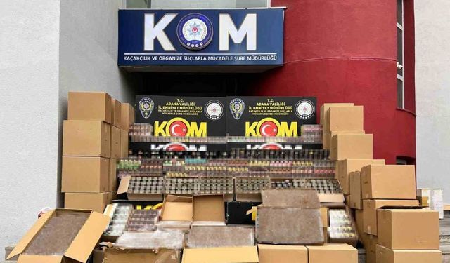 Adana’da depoya baskın: Binlerce kaçak tütün ürünü ele geçirildi, 2 kişi tutuklandı