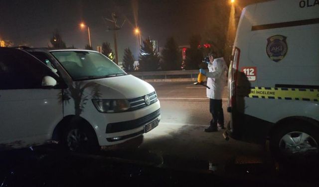 Antalya'da Park Halindeki Araçta Şüpheli Ölüm