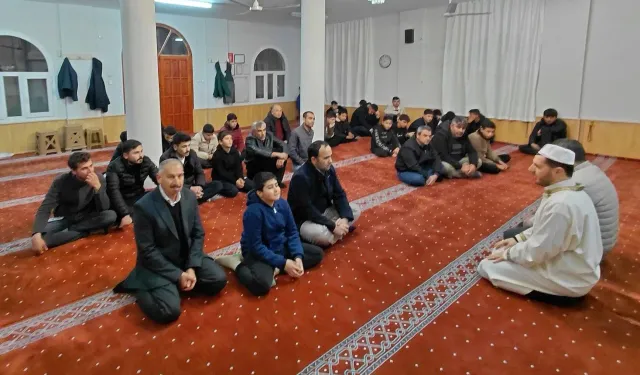 Kadirli’de “Cami Gençlik Buluşması” Kesim Köyü Camii’nde Gerçekleştirildi