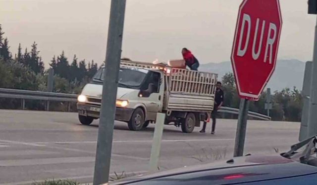 Kamyonetteki Yangını Sürücünün Soğukkanlılığı Engelledi