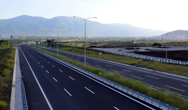 KGM, Otoyol ve Köprü Geçiş Ücretlerinde Yeni Düzenlemeye Gitti